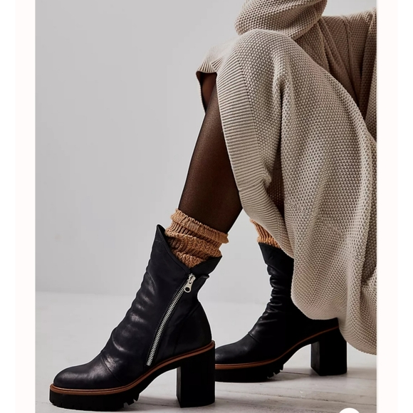 Free People Shoes - Free People Jack Zip Ankle Boots Size 10
